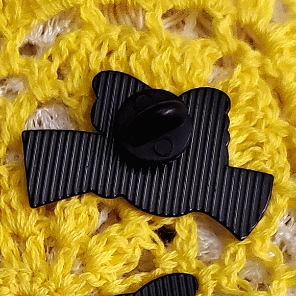Helga enamel lapel push pin. - Picture 5 of 6